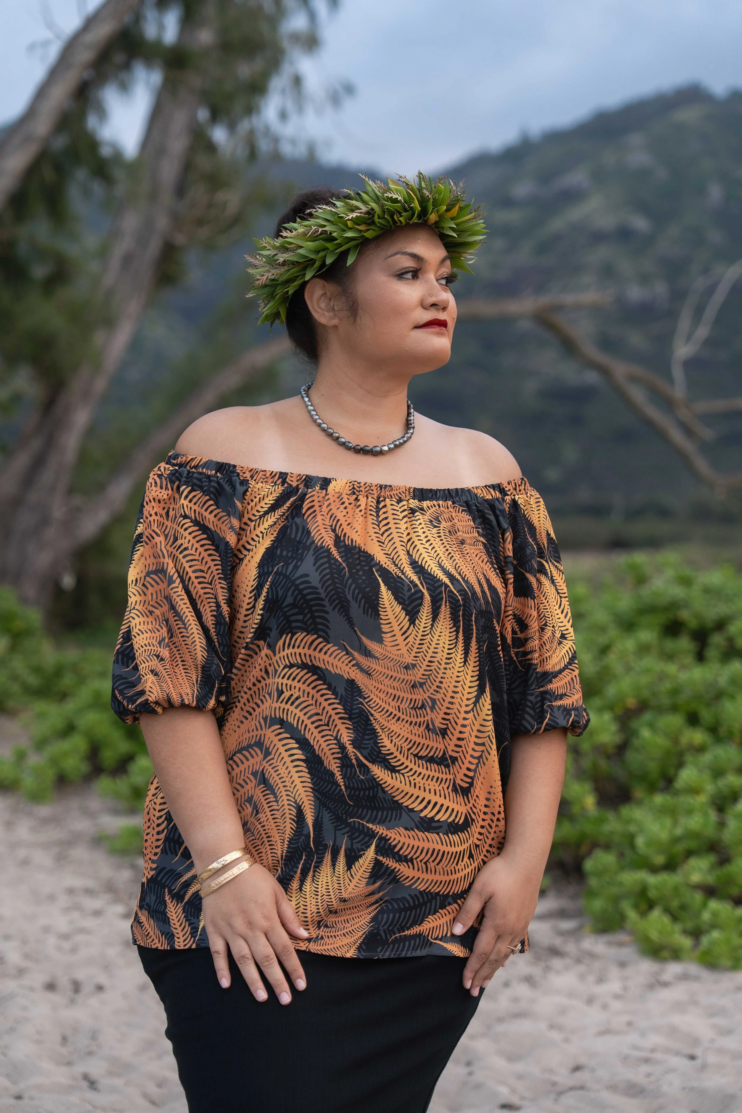 N A H E WAHINE